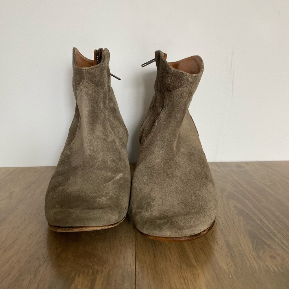 #isabelmarant #booties #suede #boots #suedeboots